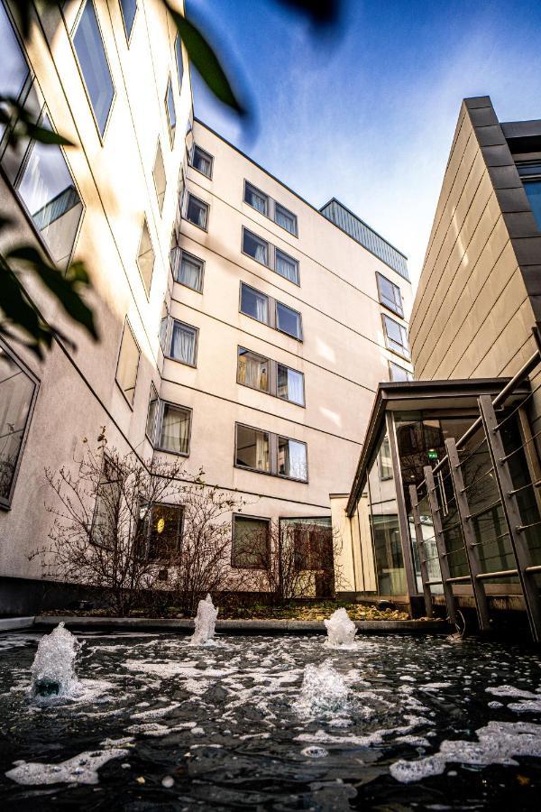 Ostello Friendship House Londra